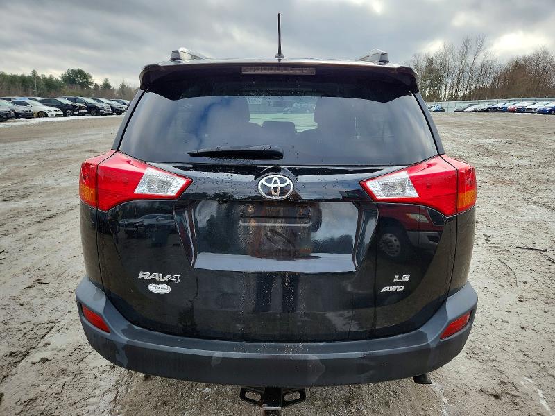 Photo 6 from auction – 2015 TOYOTA RAV4 LE with VIN 2T3BFREV5FW256560