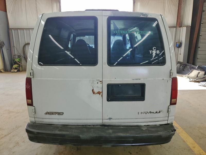 Photo 6 from auction – 2000 CHEVROLET ASTRO with VIN 1GCDM19W4YB196253