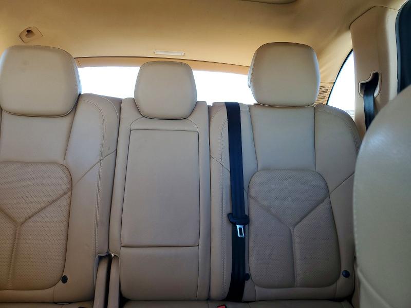 Photo 10 from auction – 2013 PORSCHE CAYENNE with VIN WP1AA2A27DLA19063