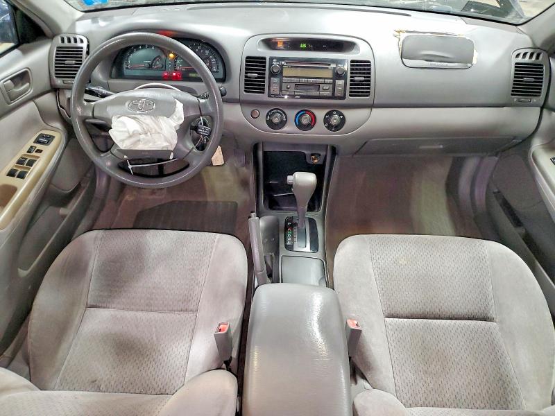 Photo 8 from auction – 2002 TOYOTA CAMRY LE with VIN 4T1BE32K42U630010