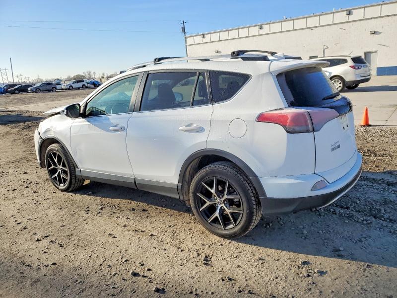 Photo 2 from auction – 2016 TOYOTA RAV4 with VIN JTMJFREV1GD189739
