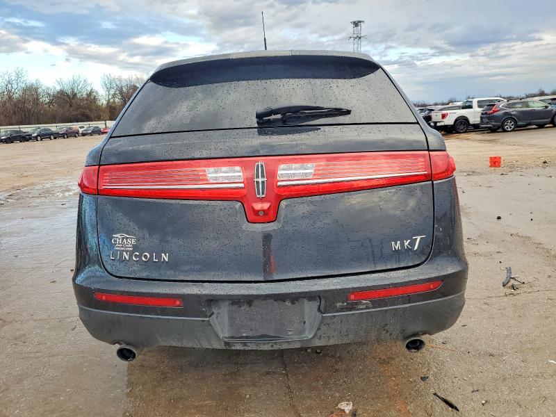 Photo 6 from auction – 2015 LINCOLN MKT with VIN 2LMHJ5FK3FBL02492