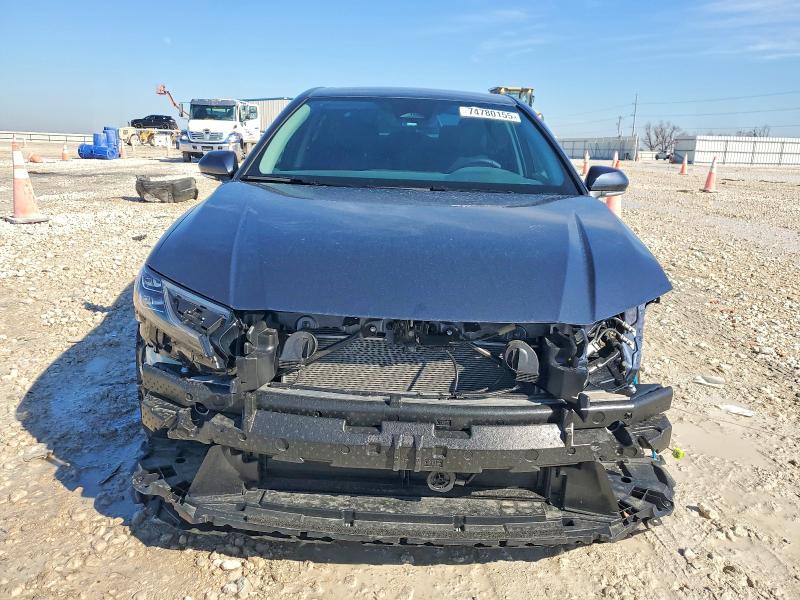 Photo 5 from auction – 2026 TOYOTA CAMRY with VIN 4T1DAACK6TU673000