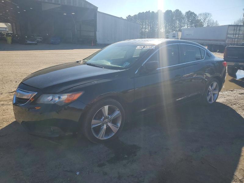 ACURA ILX 2013 z numerem VIN 19VDE1F74DE004023 - Zdjęcie z aukcji