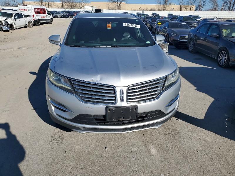 Photo 5 from auction – 2017 LINCOLN MKC SELECT with VIN 5LMCJ2C98HUL24889