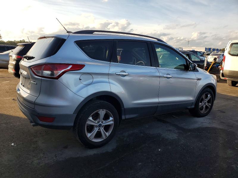 Photo 3 from auction – 2014 FORD ESCAPE SE with VIN 1FMCU0GX7EUB12584