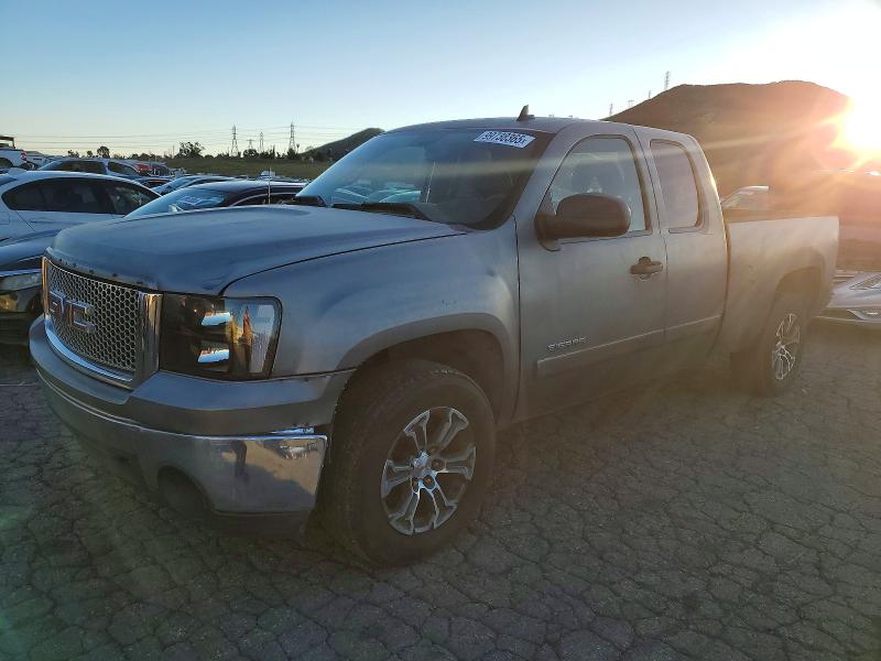 CHEVROLET SILVERADO 2008 with VIN 2GCEC19CX81101045 - Photo from auction