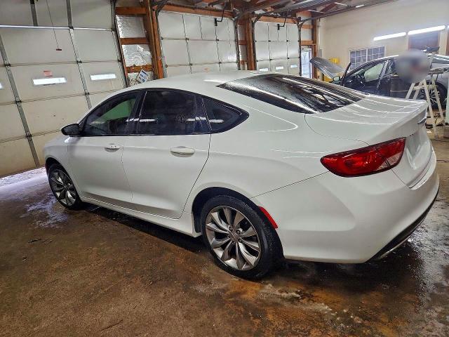 Photo 2 from auction – 2015 CHRYSLER 200 S with VIN 1C3CCCBB9FN750288