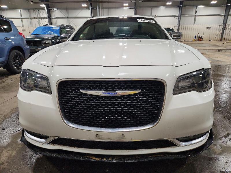 Photo 5 from auction – 2011 CHRYSLER 300 LIMITE with VIN 2C3CA5CG4BH585457