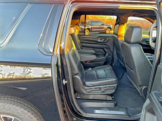 Photo 6 from auction – 2021 CHEVROLET SUBURBAN K with VIN 1GNSKDKD2MR451451