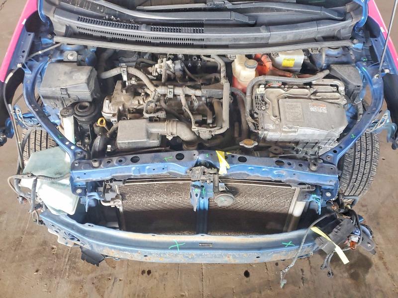 Photo 11 from auction – 2014 TOYOTA PRIUS C with VIN JTDKDTB39E1573566