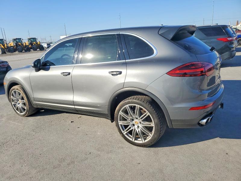 Photo 2 from auction – 2016 PORSCHE CAYENNE S with VIN WP1AB2A27GLA93648
