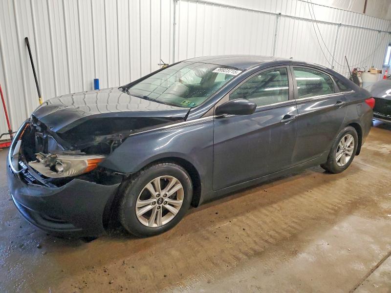HYUNDAI SONATA GLS 2011 with VIN 5NPEB4AC9BH165566 - Photo from auction