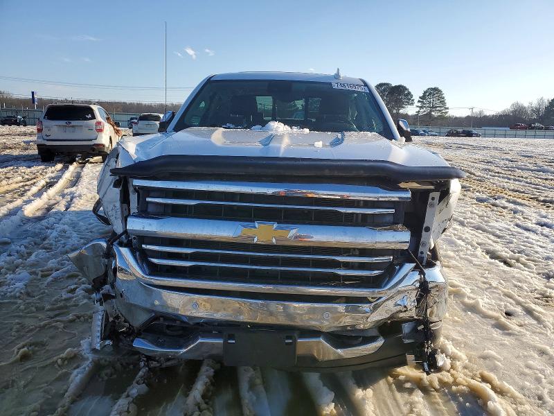 Photo 5 from auction – 2016 CHEVROLET SILVERADO with VIN 3GCUKTEC8GG370568