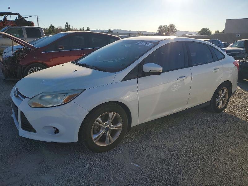 FORD FOCUS SE 2014 with VIN 1FADP3F27EL230976 - Photo from auction