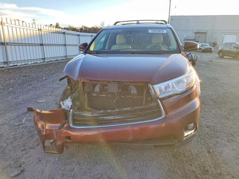 Photo 5 from auction – 2015 TOYOTA HIGHLANDER with VIN 5TDDCRFH5FS010975