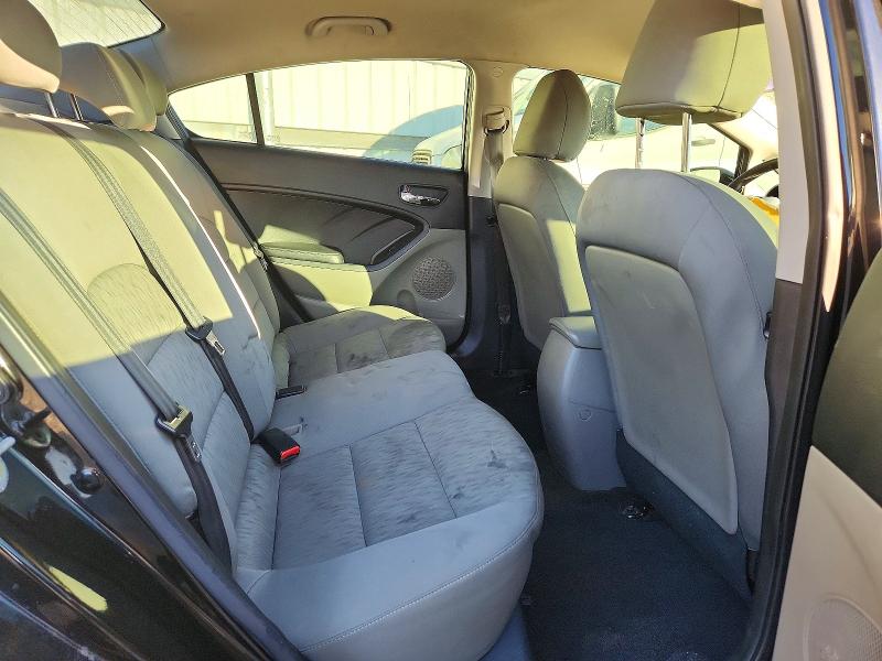 Photo 10 from auction – 2016 KIA FORTE LX with VIN KNAFK4A67G5540311