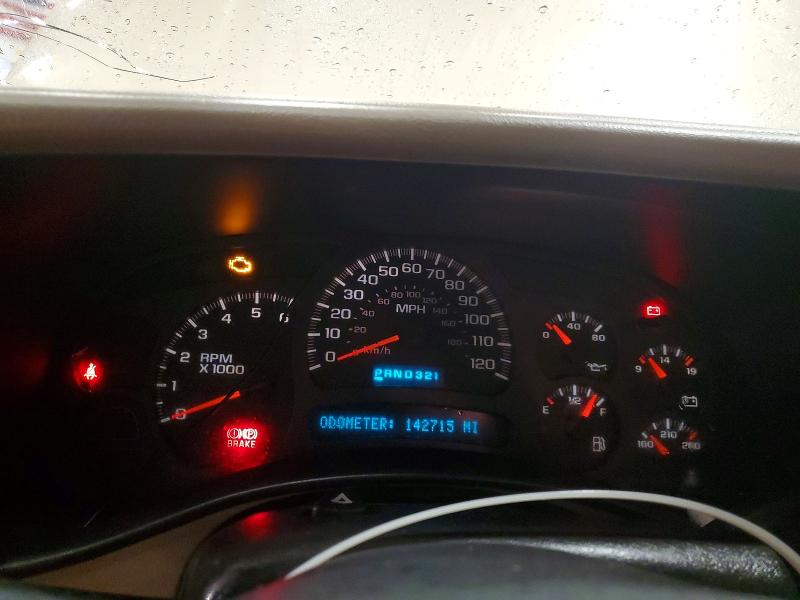 Photo 9 from auction – 2004 GMC NEW SIERRA with VIN 2GTEK19T641254387