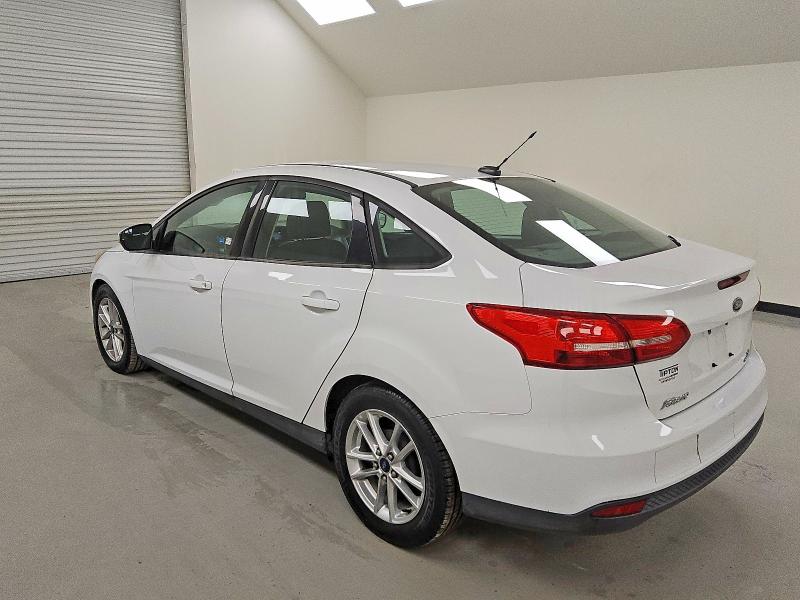 Photo 2 from auction – 2016 FORD FOCUS SE with VIN 1FADP3F2XGL215892