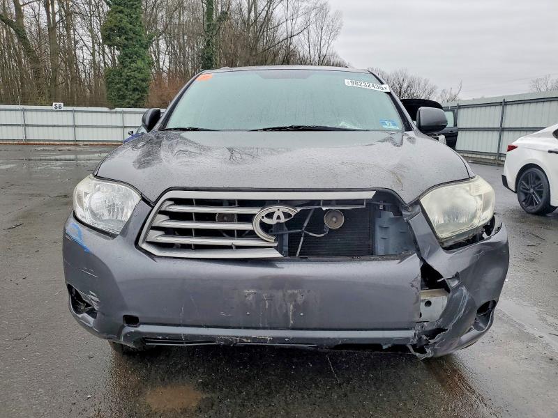 Photo 5 from auction – 2010 TOYOTA HIGHLANDER with VIN 5TDBK3EH6AS032033