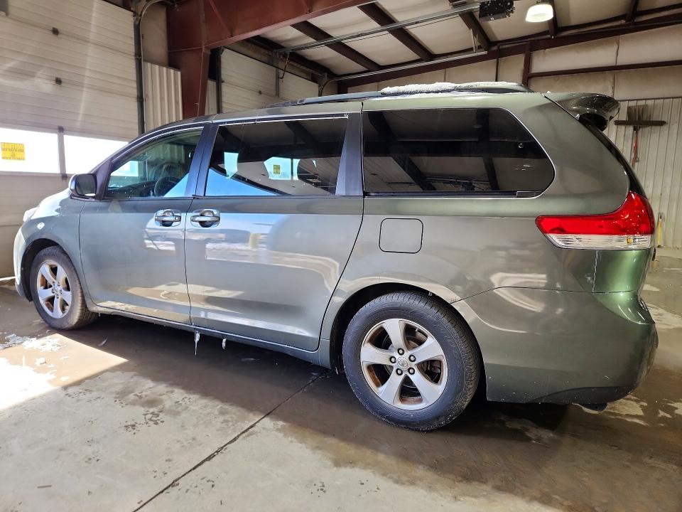 Photo 2 from auction – 2011 TOYOTA SIENNA LE with VIN 5TDKK3DC6BS102170