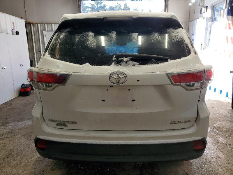 Photo 6 from auction – 2014 TOYOTA HIGHLANDER with VIN 5TDJKRFH3ES015788