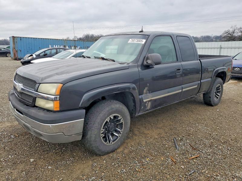 CHEVROLET SILVERADO 2003 with VIN 2GCEK19T831256639 - Photo from auction