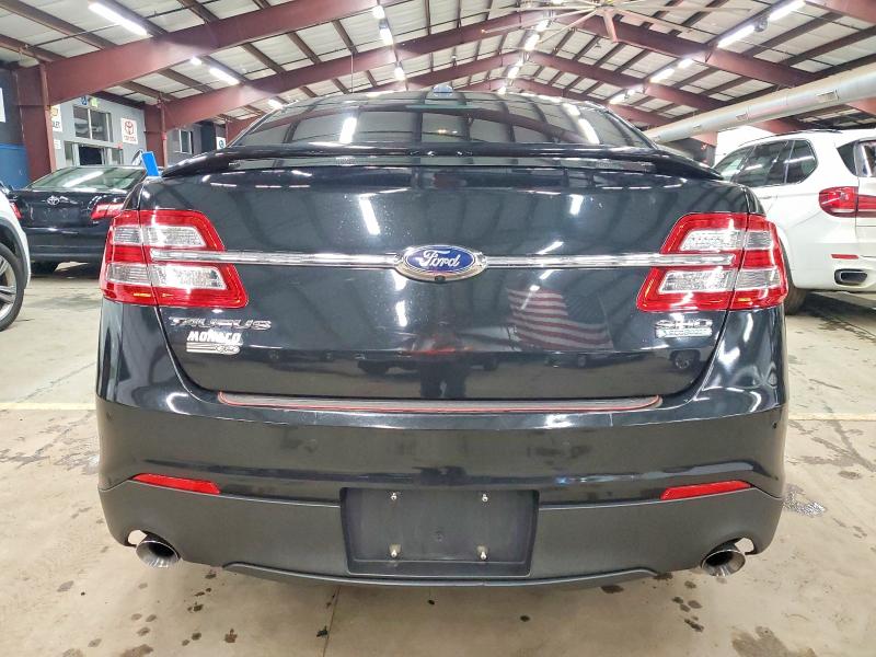 Photo 6 from auction – 2015 FORD TAURUS SHO with VIN 1FAHP2KT7FG187843