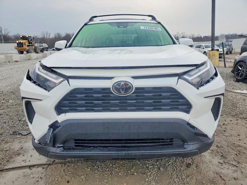 Photo 5 from auction – 2025 TOYOTA RAV4 XLE with VIN JTMRWRFV6SD302241
