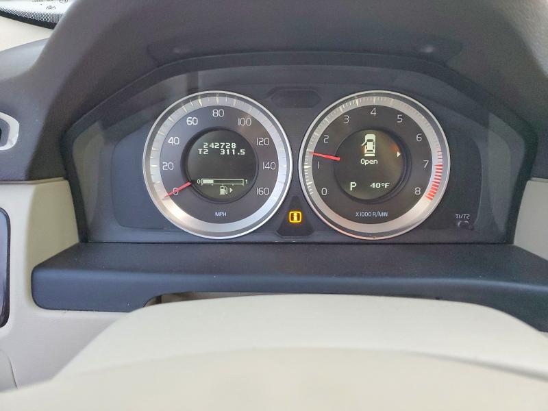 Photo 9 from auction – 2012 VOLVO S80 3.2 with VIN YV1952AS0C1158951
