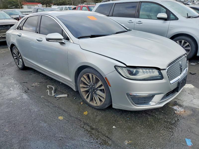 Photo 4 from auction – 2017 LINCOLN MKZ SELECT with VIN 3LN6L5D9XHR607635