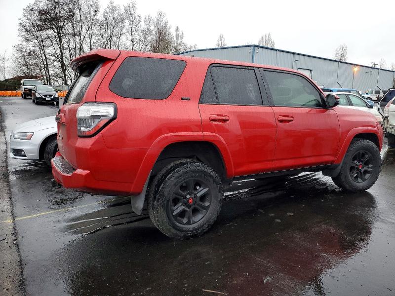 Photo 3 from auction – 2015 TOYOTA 4RUNNER SR with VIN JTEBU5JR3F5233580