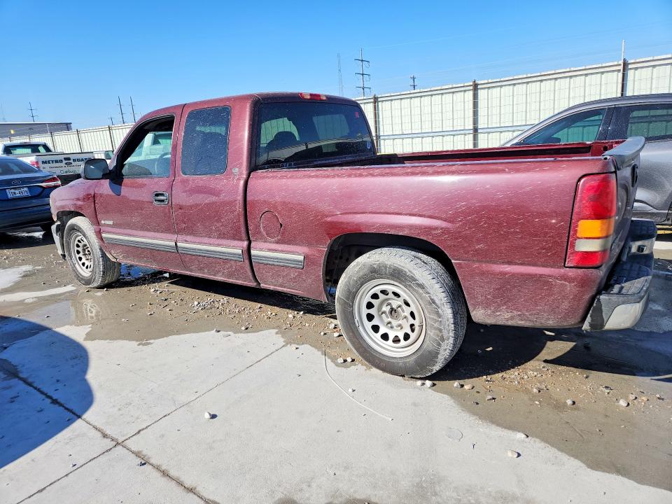 Photo 2 from auction – 1999 CHEVROLET SILVERADO with VIN 1GCEC19T2XZ139729