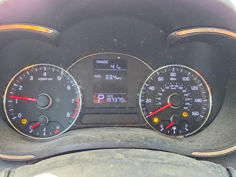 Photo 9 from auction – 2015 KIA FORTE LX with VIN KNAFK4A68F5368417