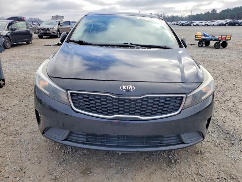 Photo 5 from auction – 2017 KIA FORTE LX with VIN 3KPFK4A70HE052447