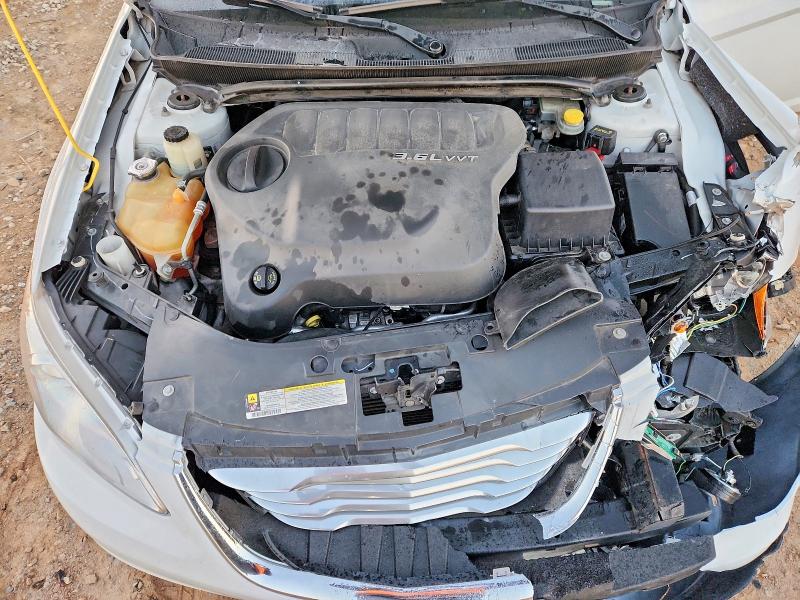 Photo 11 from auction – 2012 CHRYSLER 200 LIMITE with VIN 1C3CCBCG6CN308035