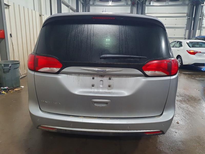 Photo 6 from auction – 2018 CHRYSLER PACIFICA T with VIN 2C4RC1BG9JR317880