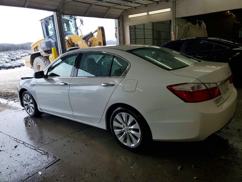 Photo 2 from auction – 2015 HONDA ACCORD EX with VIN 1HGCR2F70FA268571