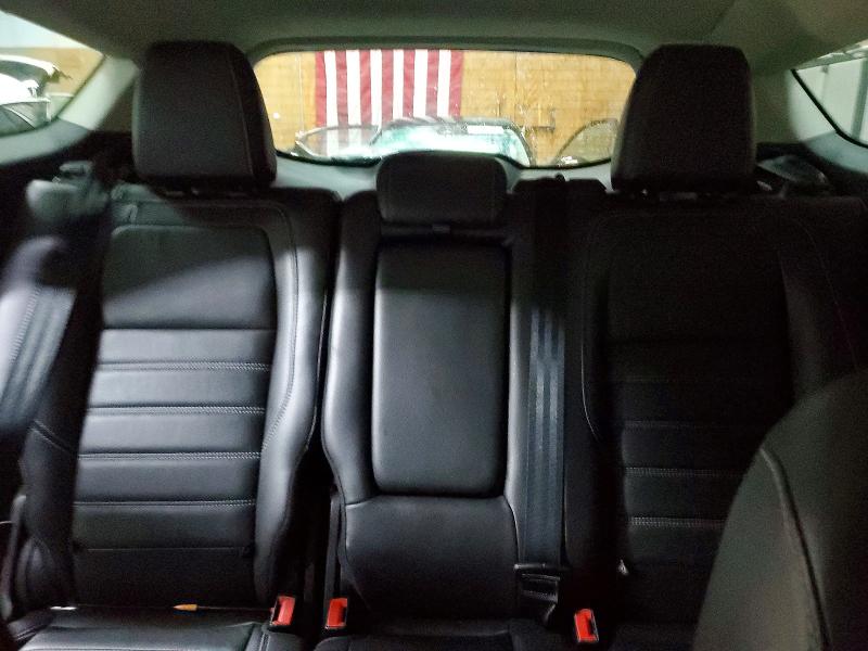 Photo 10 from auction – 2017 FORD ESCAPE with VIN 1FMCU9J98HUA26493