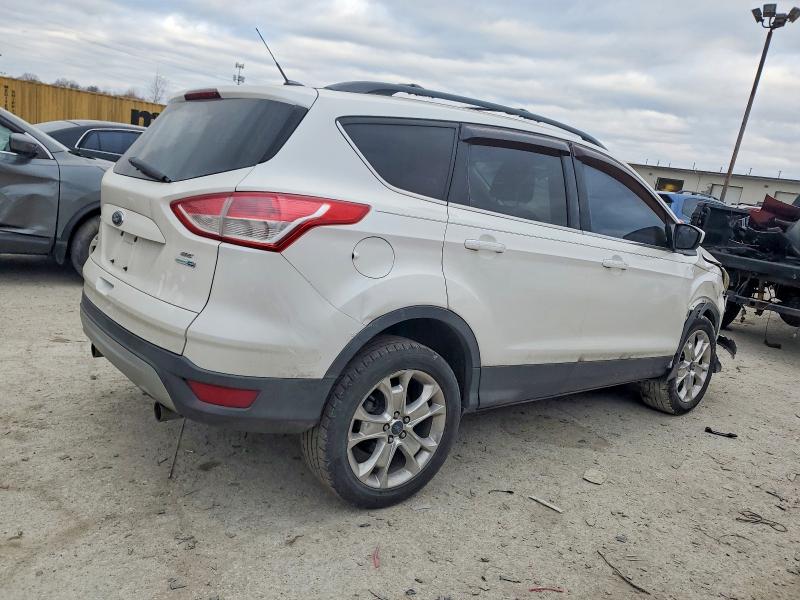Photo 3 from auction – 2013 FORD ESCAPE SE with VIN 1FMCU9GX1DUA28957