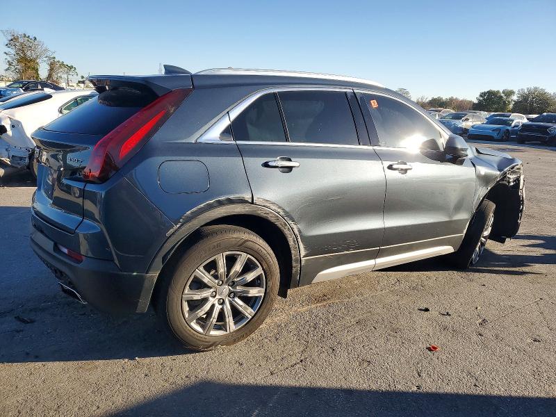 Photo 3 from auction – 2020 CADILLAC XT4 PREMIU with VIN 1GYFZCR48LF069649