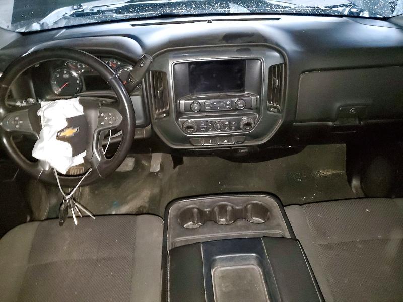 Photo 8 from auction – 2018 CHEVROLET SILVERADO with VIN 2GCVKREC7J1101100