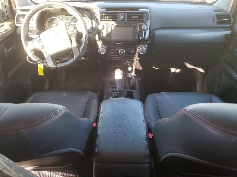 Photo 8 from auction – 2018 TOYOTA 4RUNNER SR with VIN JTEBU5JR7J5609707