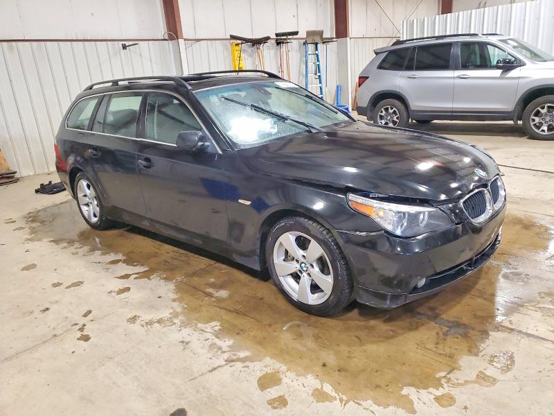 Photo 4 from auction – 2006 BMW 530 XIT with VIN WBANN73556CN02076