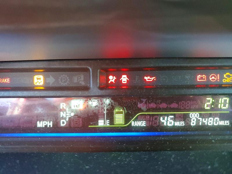 Photo 9 from auction – 2013 TOYOTA PRIUS V with VIN JTDZN3EU7D3269977