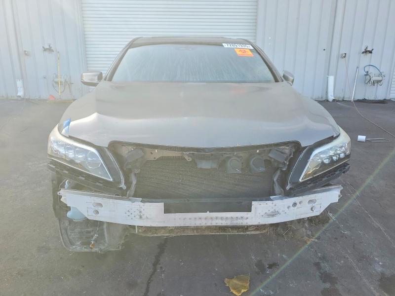 Photo 5 from auction – 2014 ACURA RLX TECH with VIN JH4KC1F57EC003913