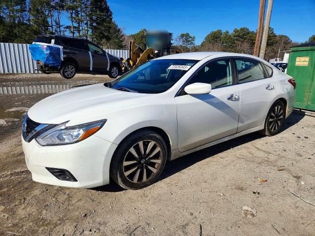 NISS ALTIMA 2018 with VIN 1N4AL3AP4JC208560 - Photo from auction