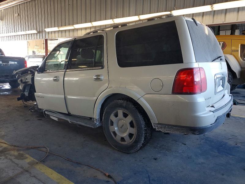 Photo 2 from auction – 2005 LINCOLN NAVIGATOR with VIN 5LMFU28515LJ03601