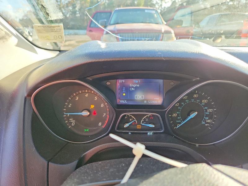 Photo 9 from auction – 2014 FORD FOCUS SE with VIN 1FADP3K29EL338943