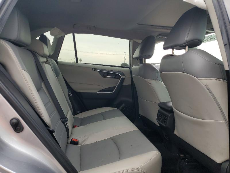 Zdjęcie 11 z aukcji – 2022 TOYOTA RAV4 z VIN 2T3C1RFV4NC202846